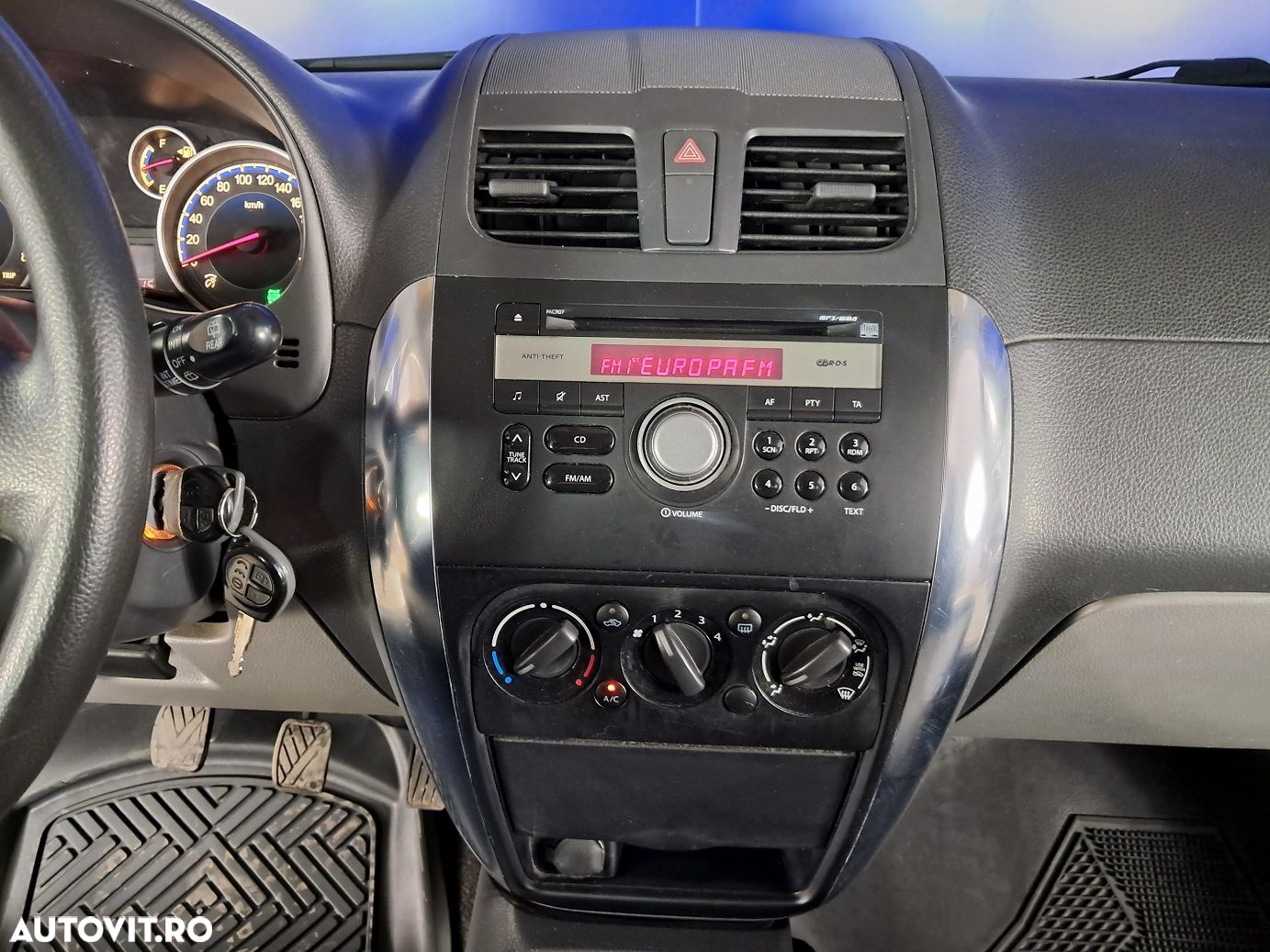 Suzuki SX4 - 14