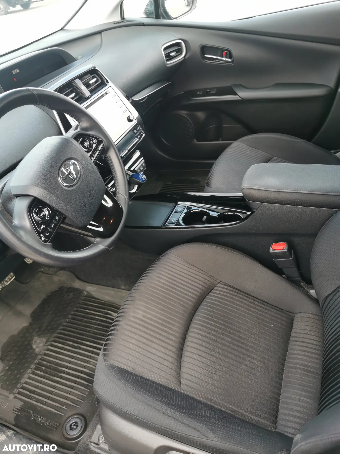 Toyota Prius - 8