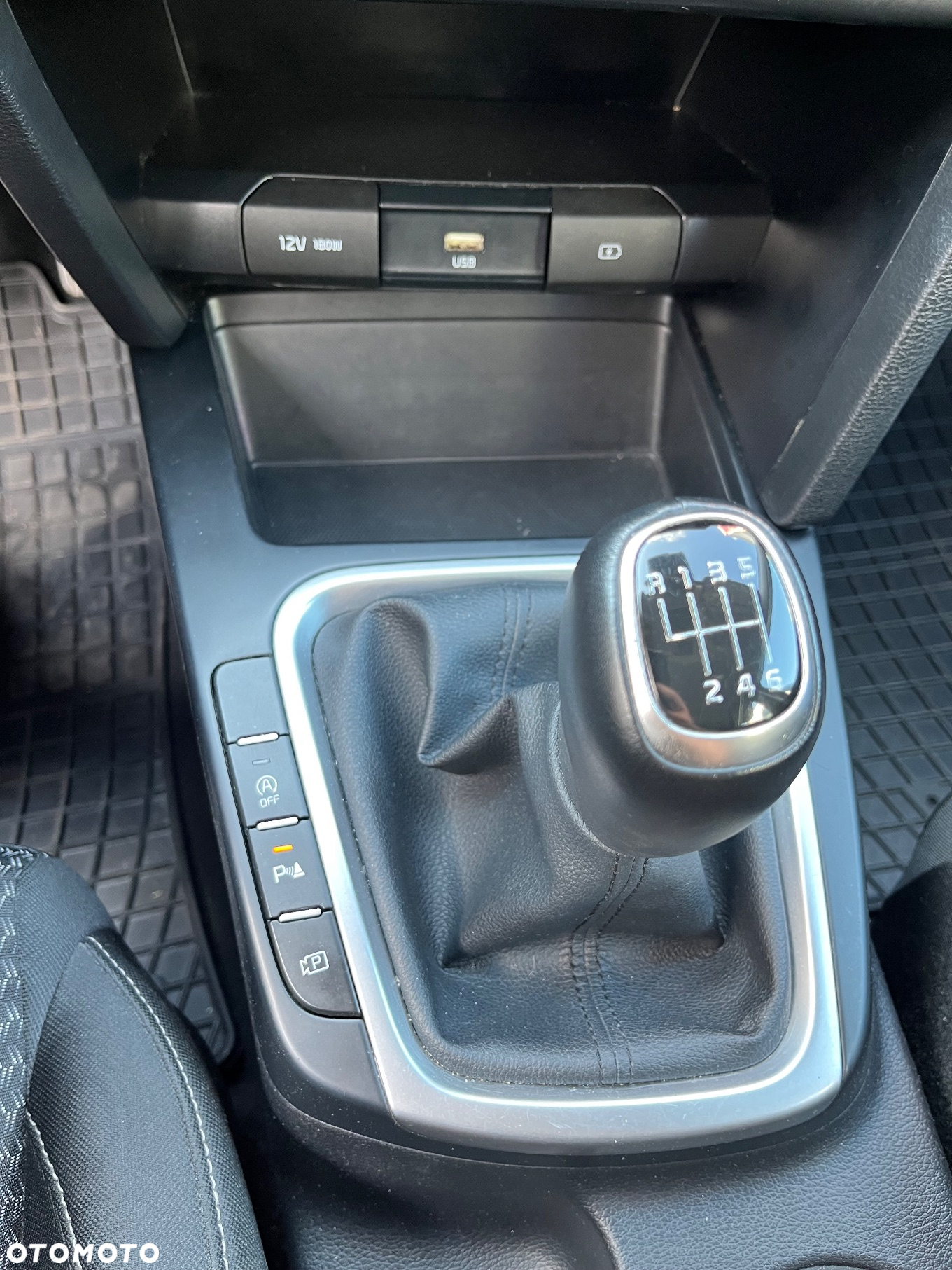 Kia Ceed 1.5 T-GDI M - 12
