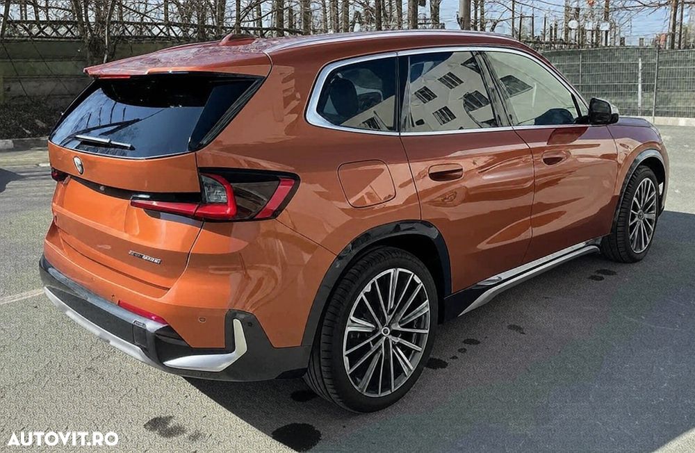 BMW X1 2023 photo 3