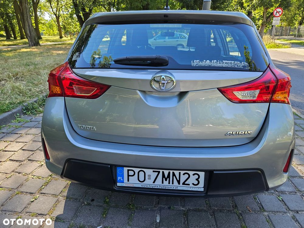 Toyota Auris - 12