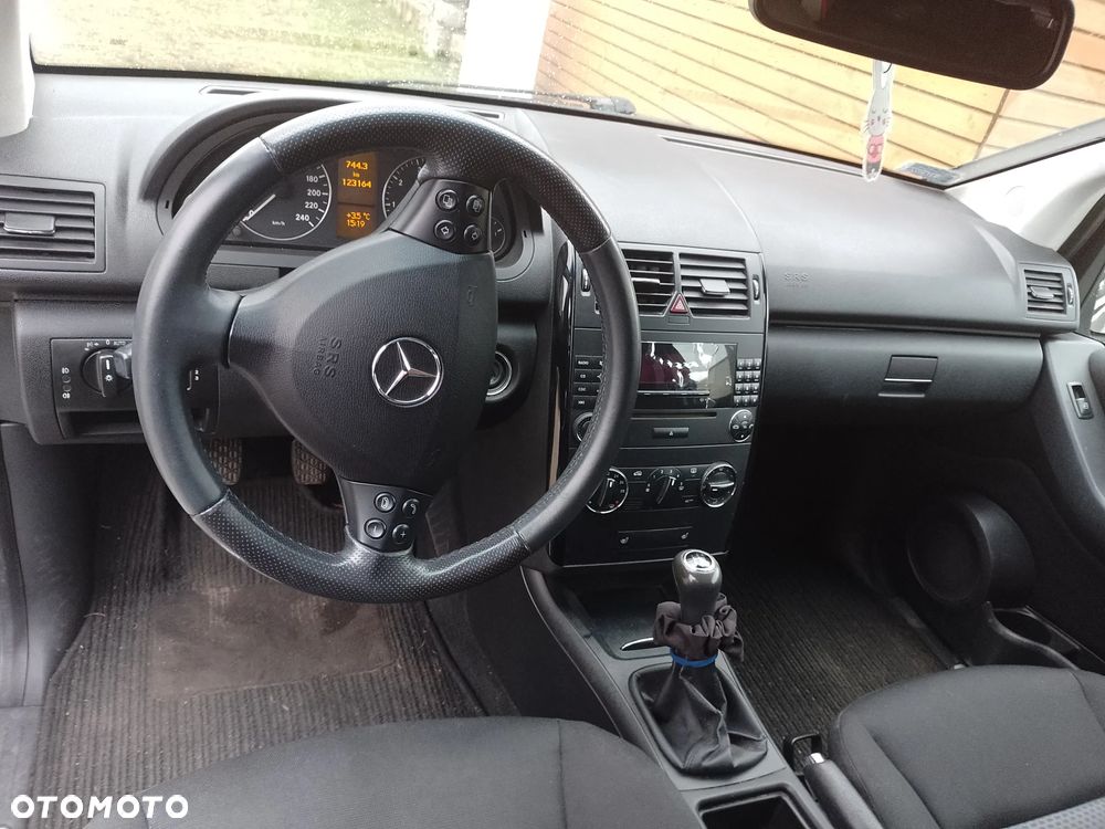 Mercedes-Benz Klasa A 150 Elegance Polar Star - 12