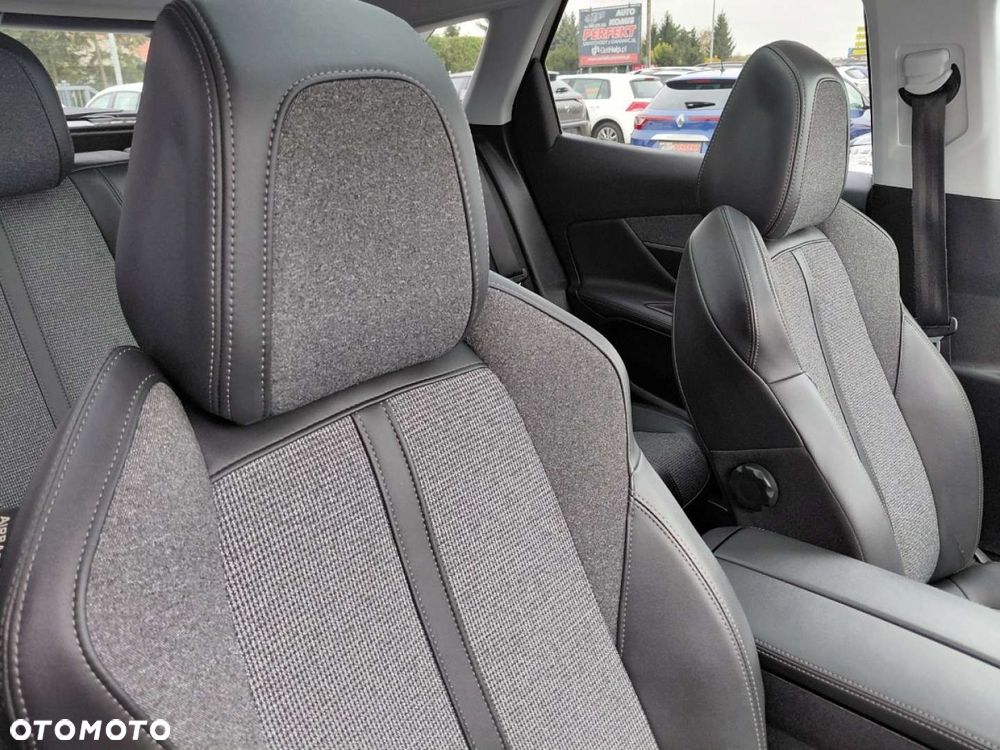 Peugeot 3008 - 19