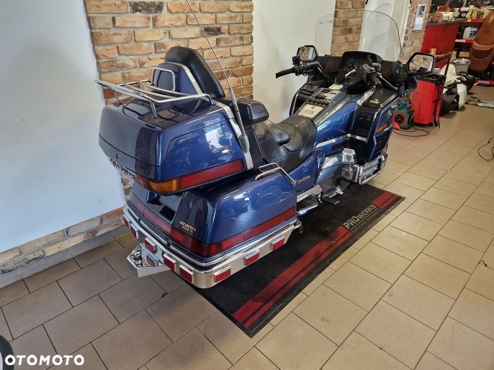 Honda GL - 3