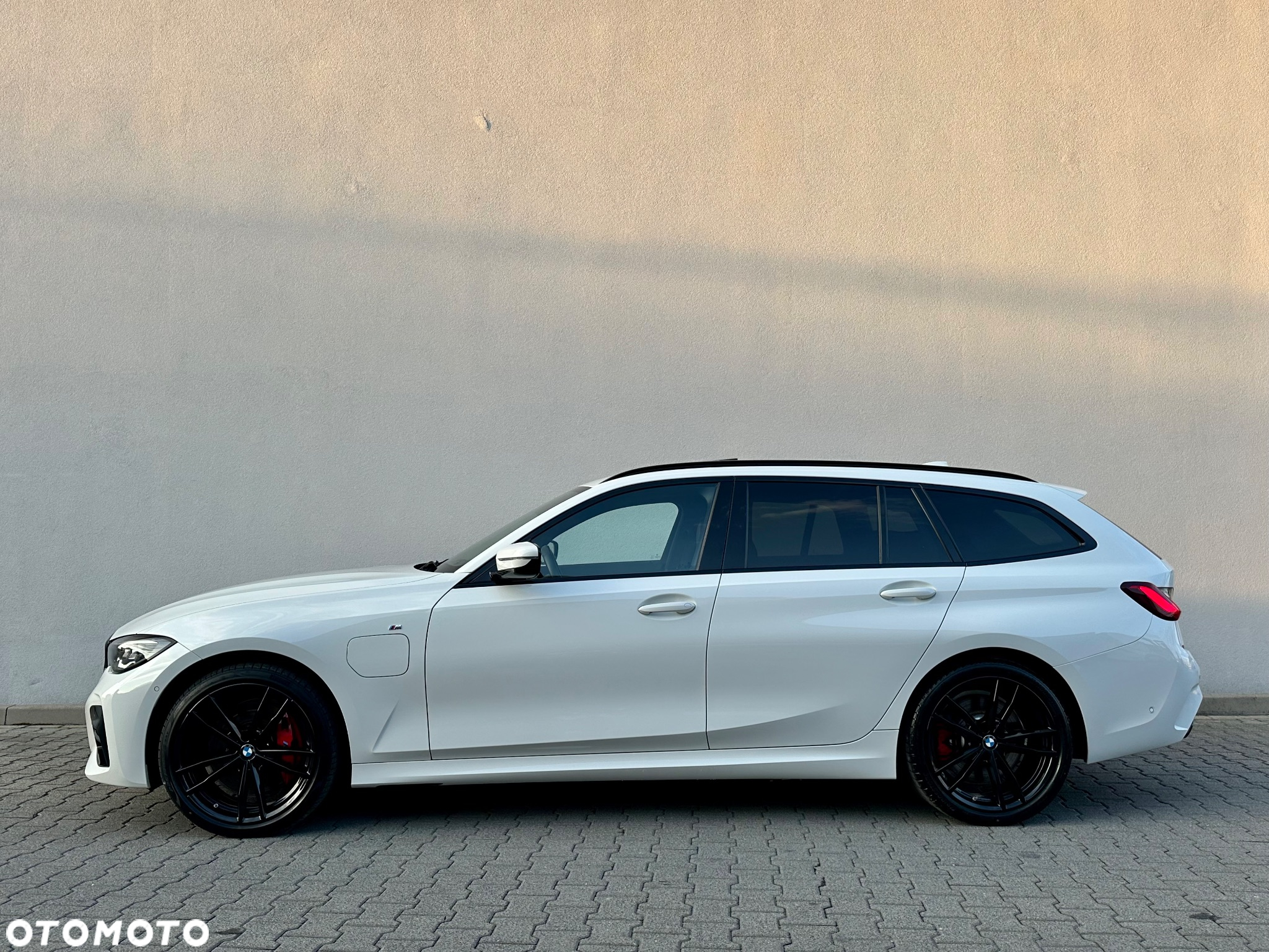 BMW Seria 3 330e PHEV M Sport sport - 17