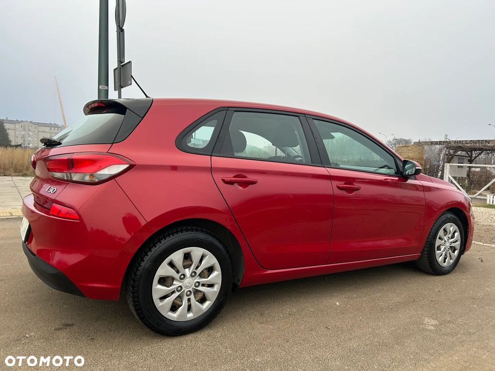 Hyundai i30 1.4 Classic + - 29