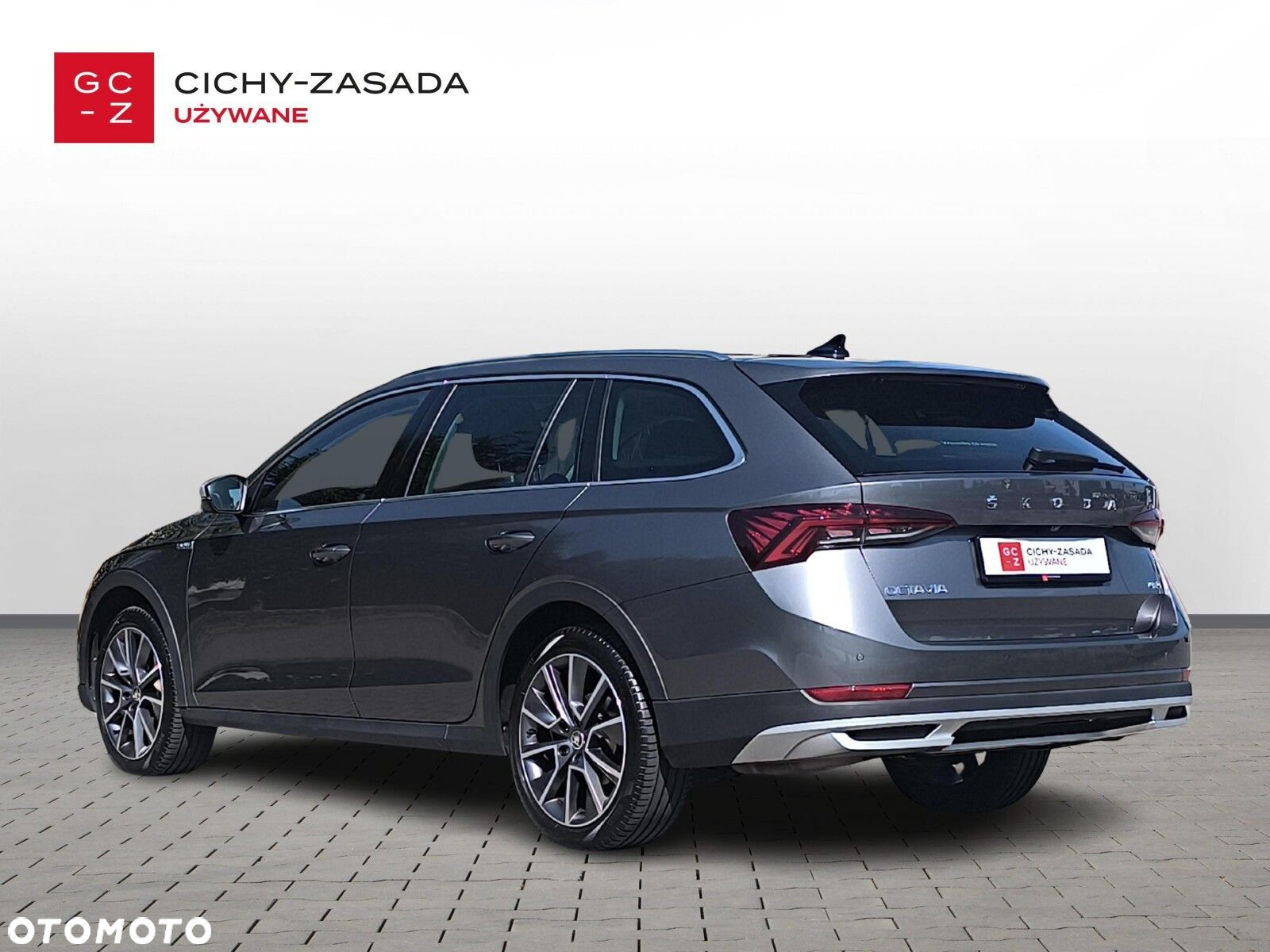 Skoda Octavia 2.0 TDI 4x4 Scout DSG - 3
