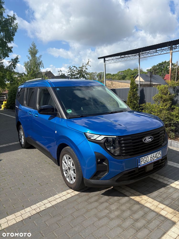 Ford Tourneo Courier 1.0 EcoBoost Titanium - 2