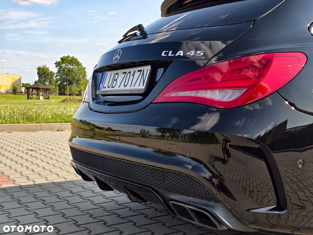 Mercedes-Benz CLA AMG 45 4Matic 7G-DCT - 13