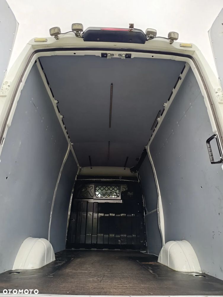 Iveco 35s14 - 12