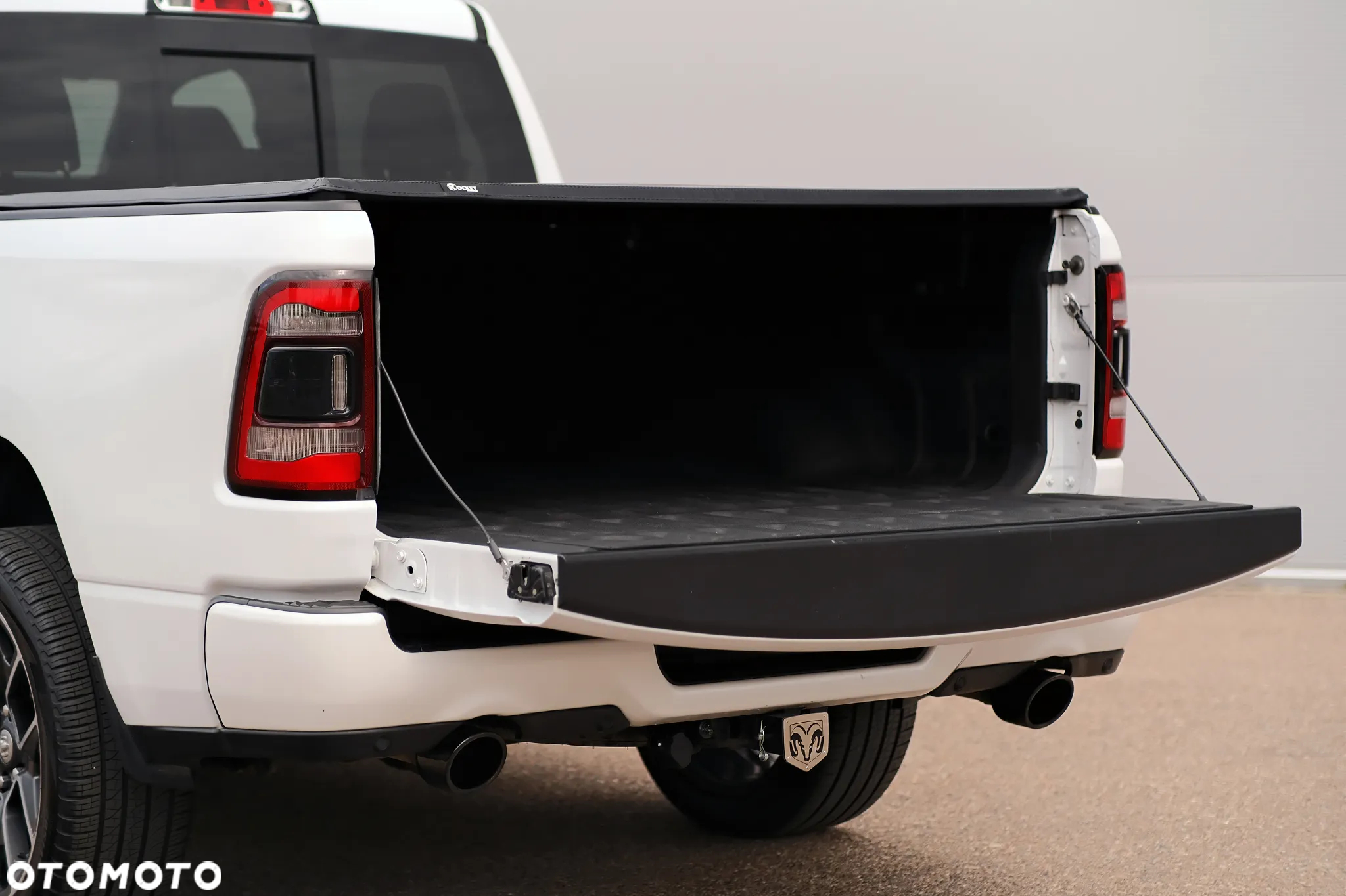 RAM 1500 5.7 Crew Cab Shortbed Laramie Sport - 18