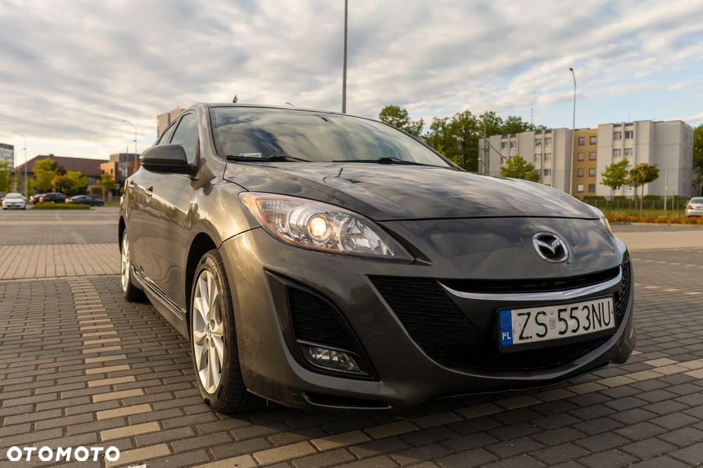 Mazda 3 - 9