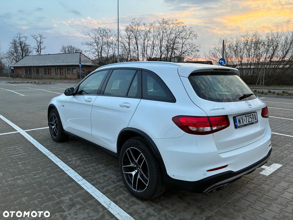 Mercedes-Benz GLC - 5