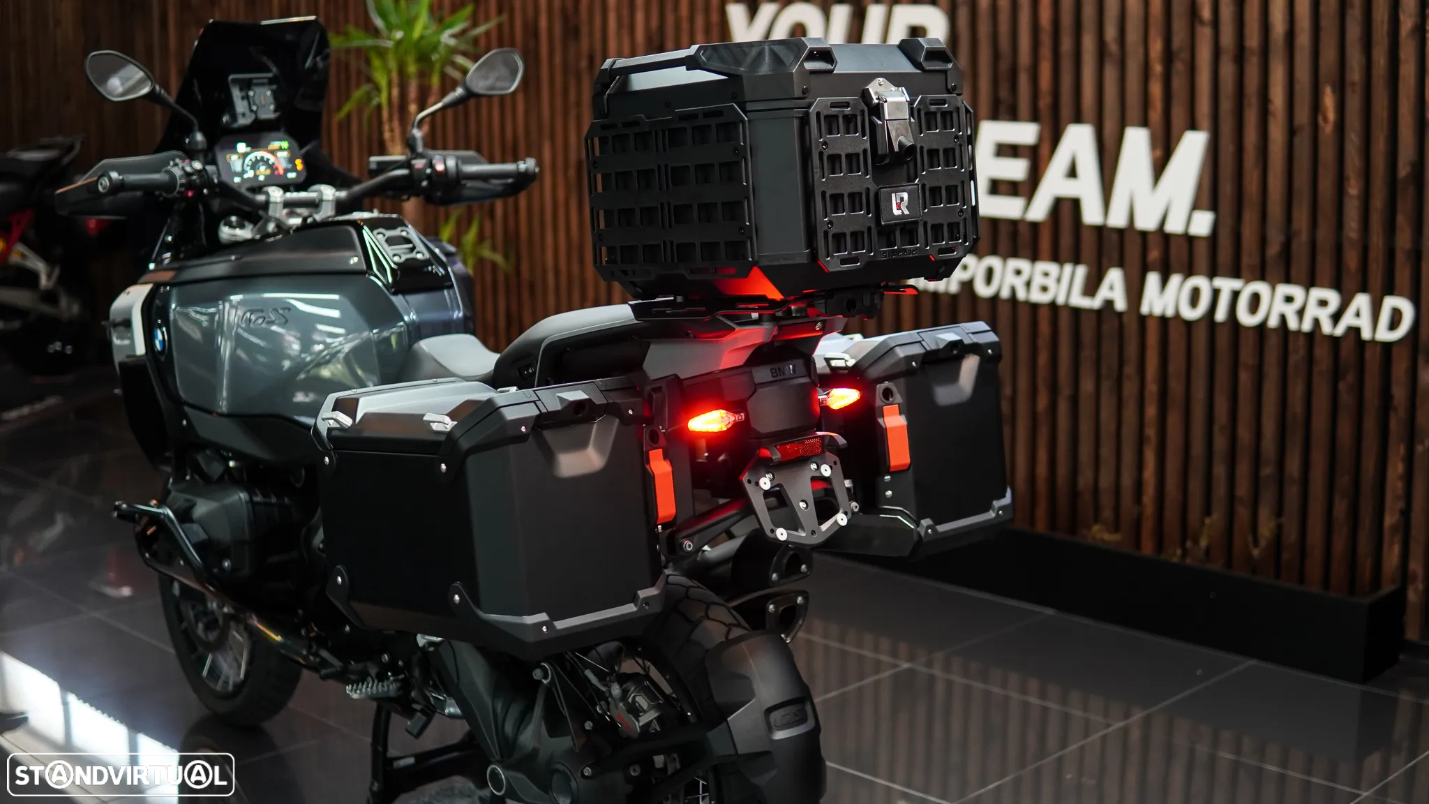 BMW R 1300 GS Adventure TRIPLE BLACK C/ AKRAPOVIC - 54