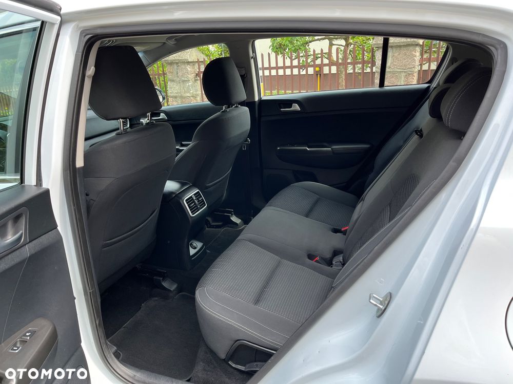 Kia Sportage 1.6 GDI 2WD DREAM-TEAM EDITION - 18