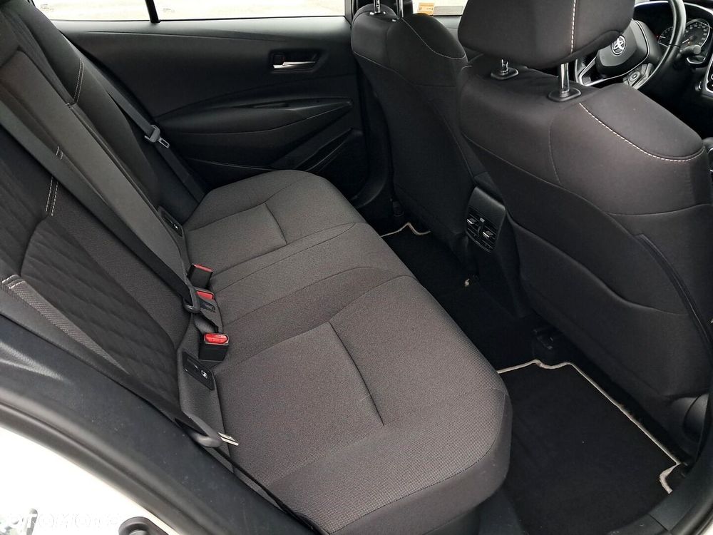 Toyota Corolla 1.8 Hybrid Comfort - 11