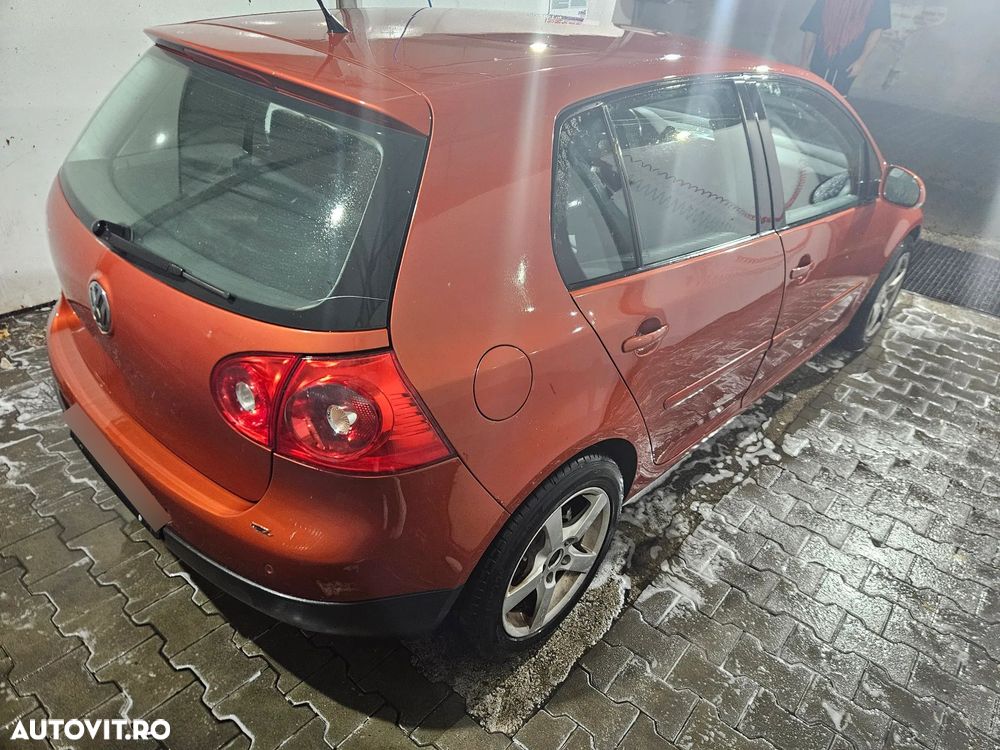 Volkswagen Golf 1.6 Goal - 8
