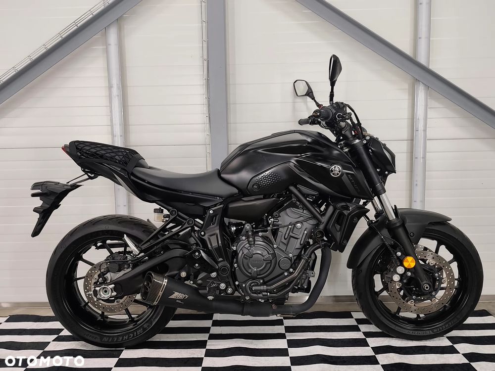 Yamaha MT - 7