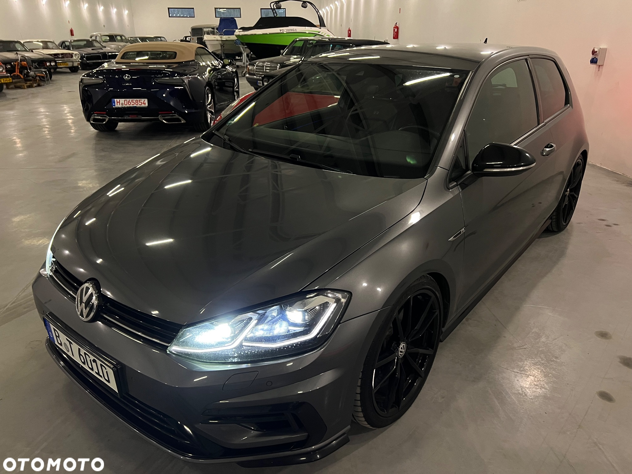 Volkswagen Golf R 4Motion (BlueMotion Technology) - 33
