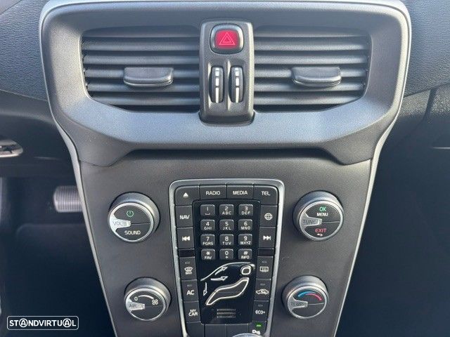 Volvo V40 1.5 T3 Sport Edition Geartronic - 6