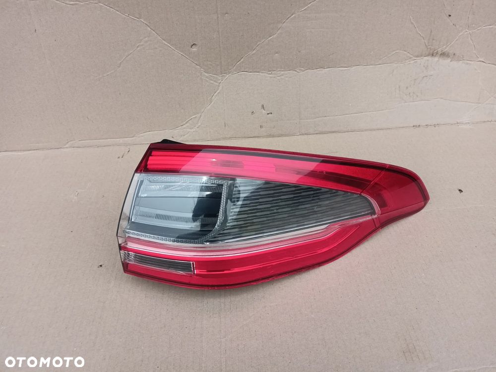 Lampa Prawa Prawy  Tył  W Błotnik karoseryjna  FORD S-MAX MK1 LIFT - 8