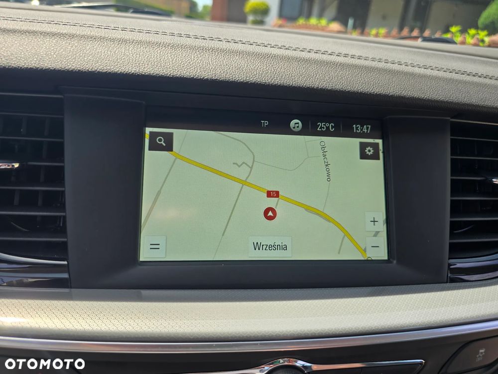 Opel Insignia - 30