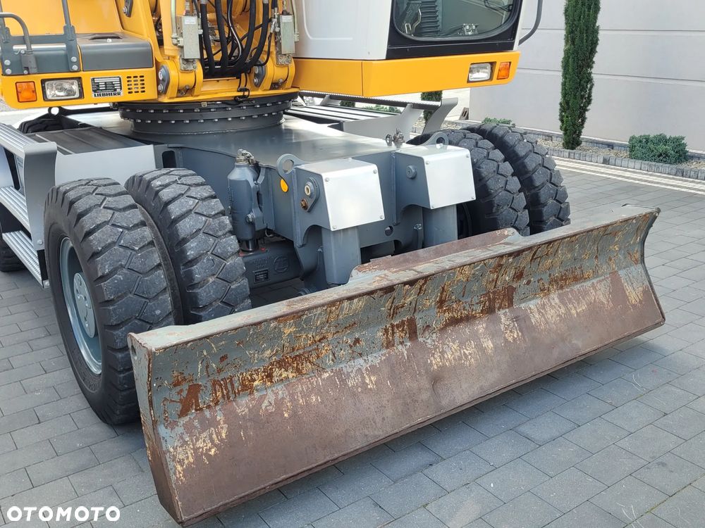 Liebherr 900 C / ROTOTILT ze szczypcami / 5400h / STAN IDEALNY !! / - 15