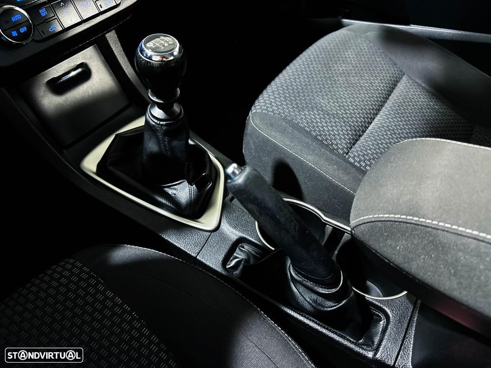 Toyota Corolla 1.4 D-4D Exclusive+Navi - 45