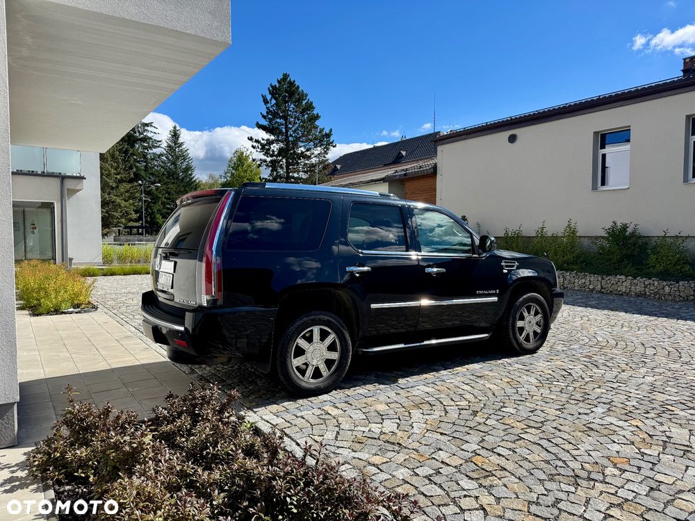 Cadillac Escalade 6.2 V8 Sport Luxury - 2