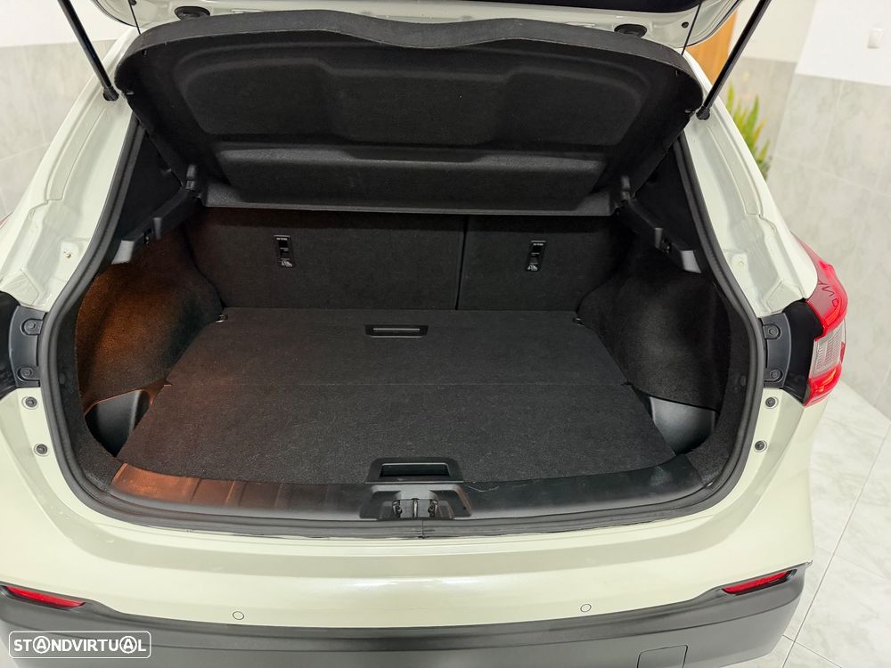 Nissan Qashqai 1.5 dCi N-Connecta 18 - 30