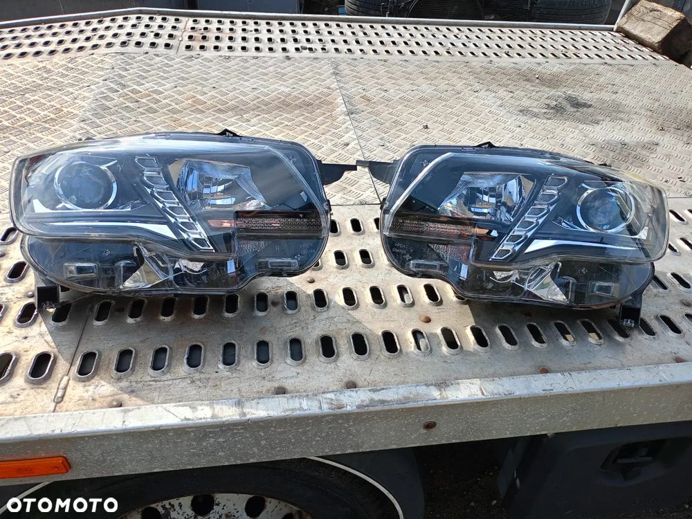 Lampa Lewa Prawa Przód Soczewka Led Peugeot Partner IV - 1