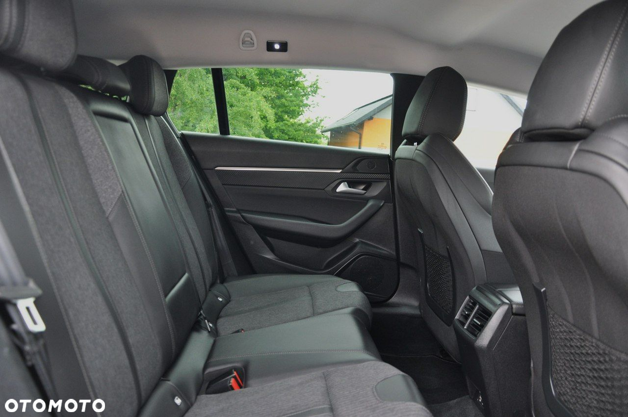 Peugeot 508 SW BlueHDi 130 EAT8 Allure - 19