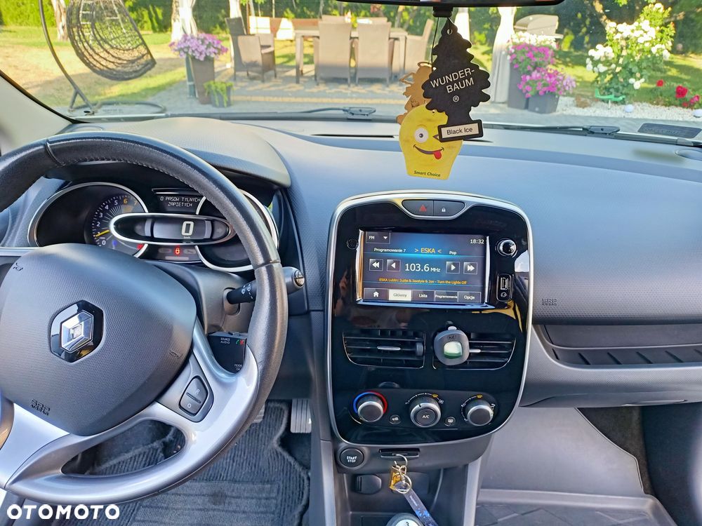 Renault Clio - 6