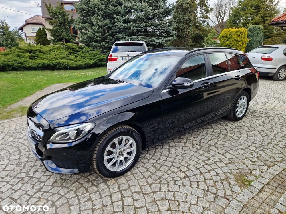 Mercedes-Benz Klasa C 220 CDI DPF Automatik BlueEFFICIENCY Elegance - 2