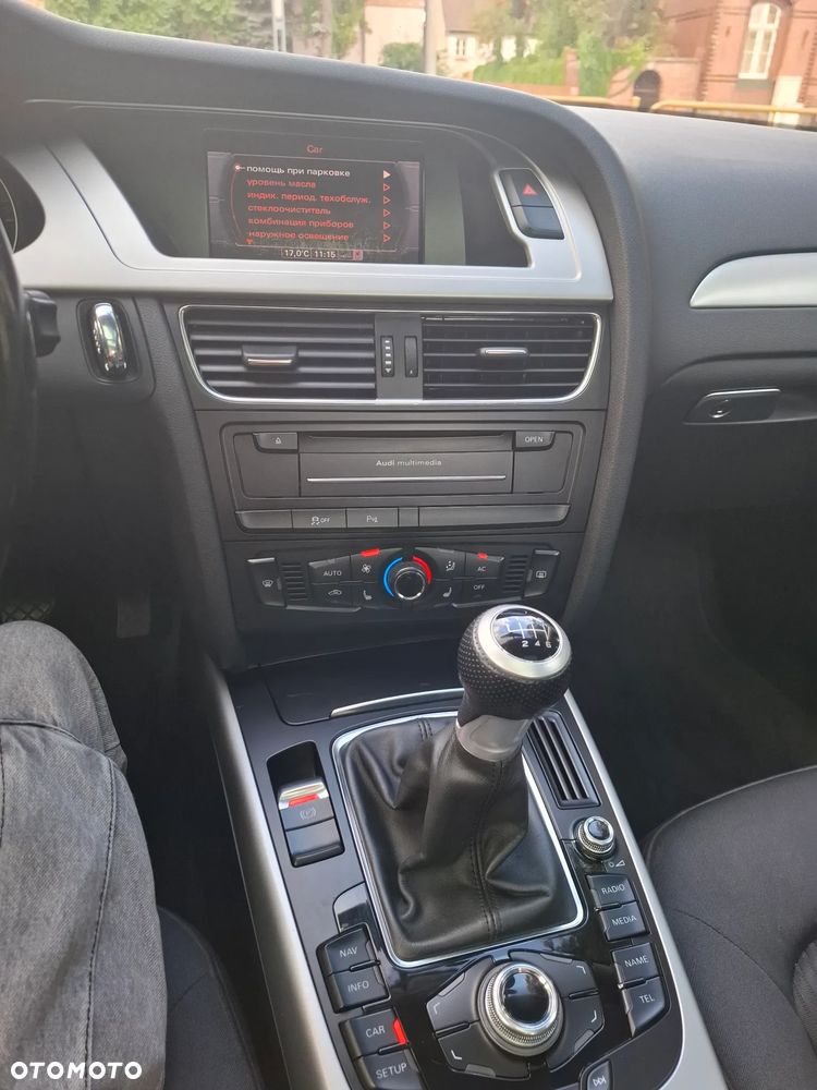 Audi A4 Avant 1.8 TFSI Ambiente - 11