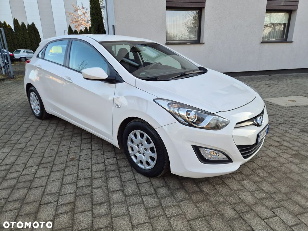 Hyundai i30 1.4 CRDi Trend - 4