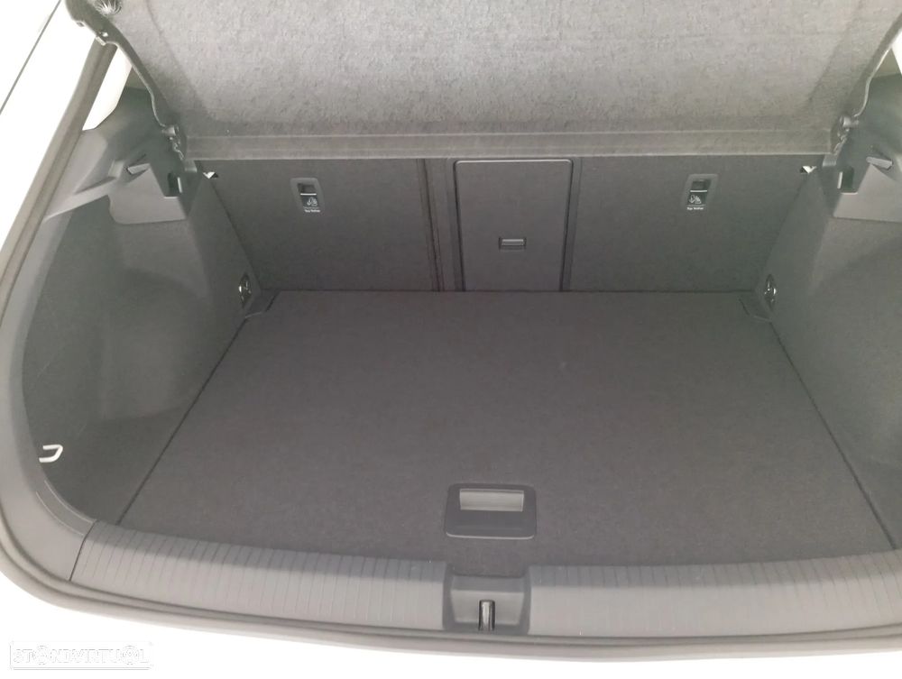 VW T-Roc 1.0 TSI Life - 13