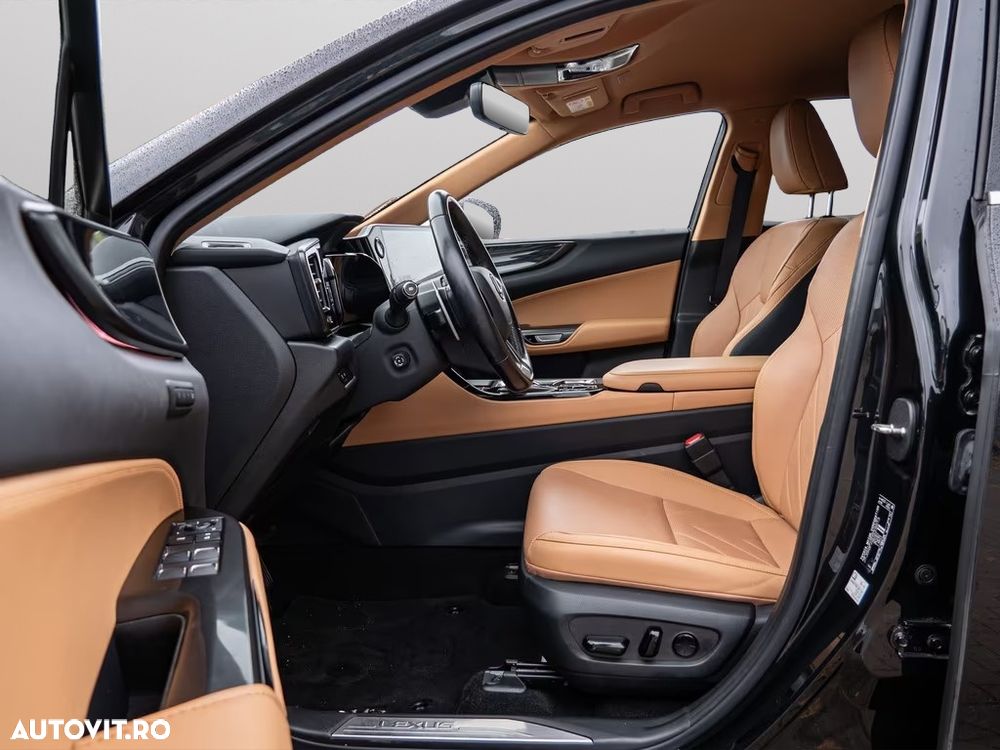 Lexus Seria NX 450h+ E-FOUR Executive Line - 8