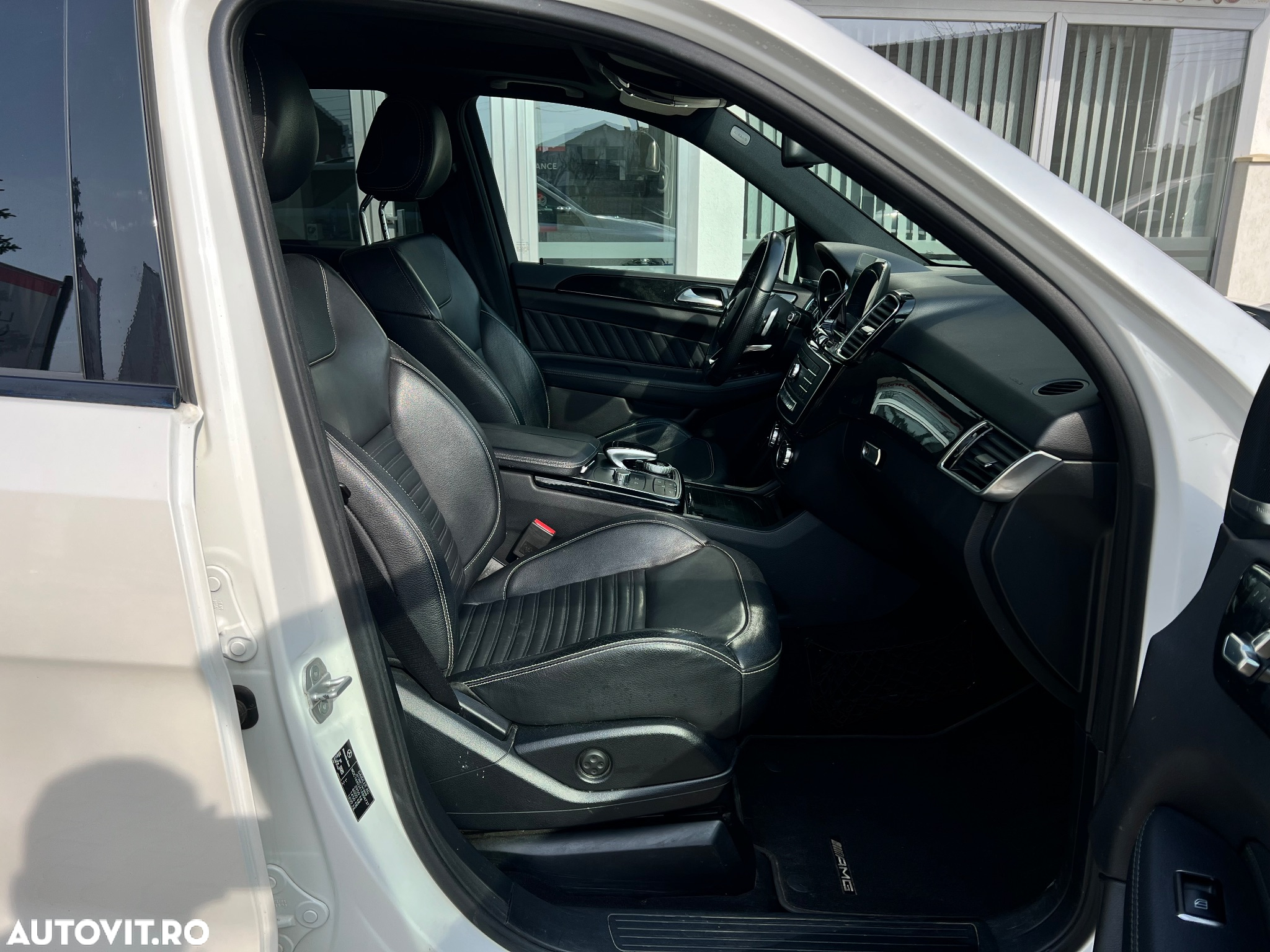 Mercedes-Benz GLE 350 d 4Matic 9G-TRONIC AMG Line - 15