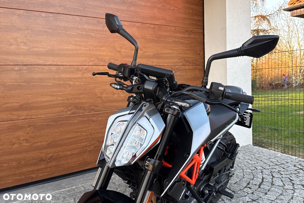 KTM Duke - 21