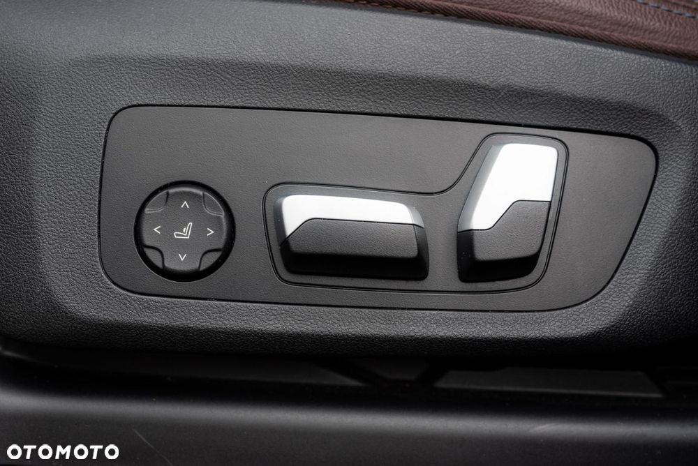 BMW X3 - 33