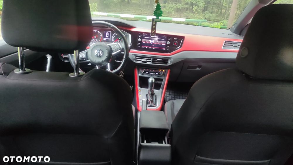 Volkswagen Polo - 9