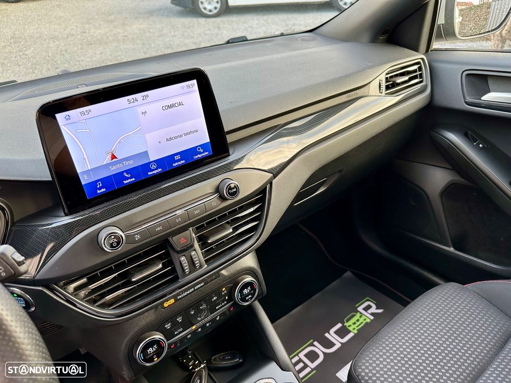 Ford Focus SW 1.0 EcoBoost Hybrid ST-LINE X - 24