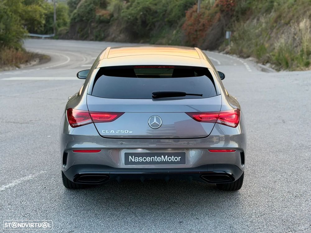 Mercedes-Benz CLA 250 e Shooting Brake AMG Line - 15