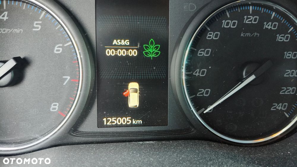 Mitsubishi Outlander 2.0 Intense + 4WD CVT - 18