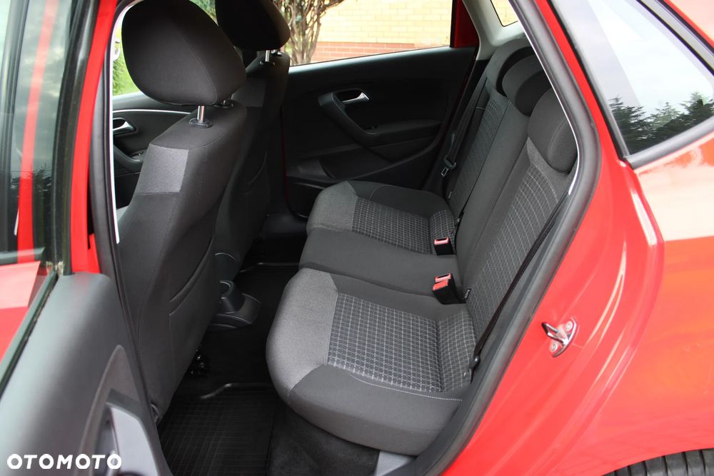 Volkswagen Polo 1.2 TSI BMT Comfortline DSG - 19