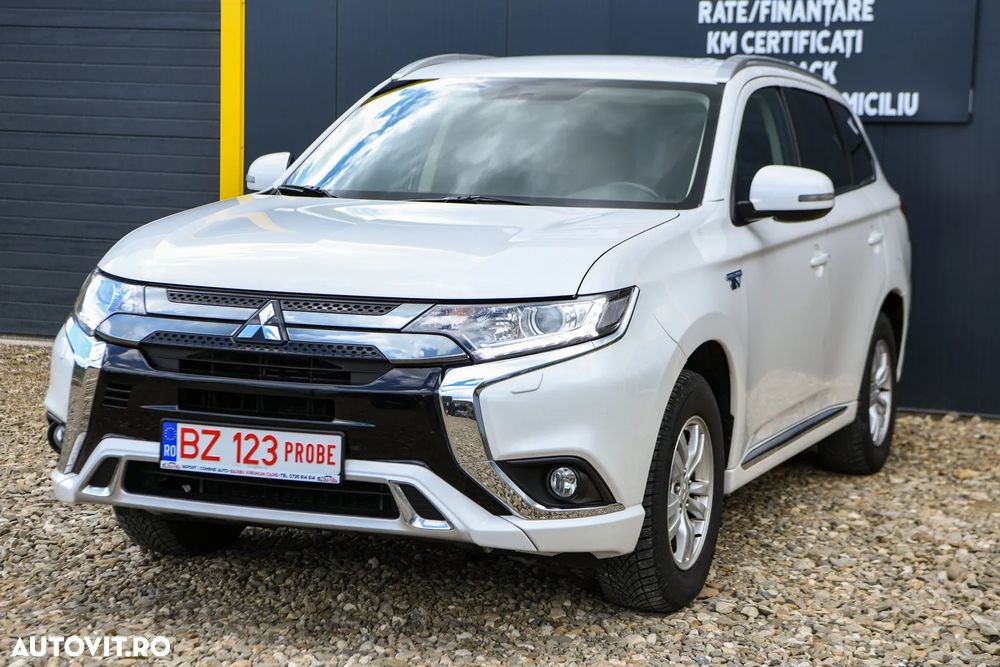 Mitsubishi Outlander 2.4 4WD - 13