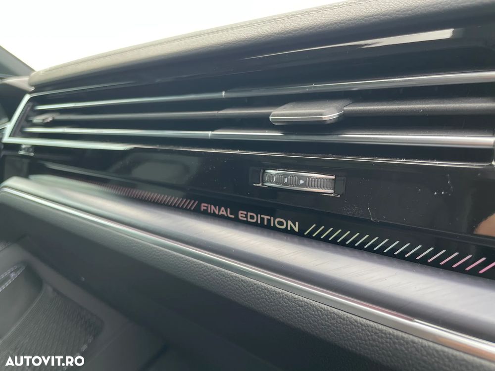Volkswagen Touareg V6 TDI 4MOTION R-Line - 27