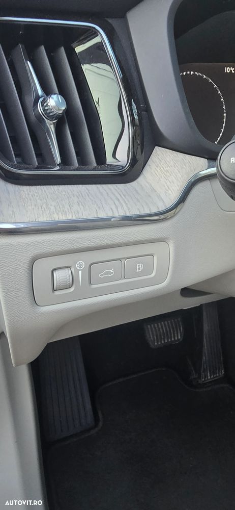 Volvo XC 60 Recharge T6 Twin Engine eAWD Inscription Expression - 10