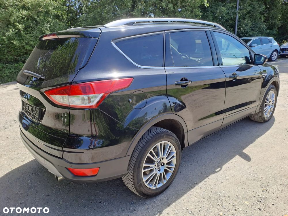 Ford Kuga 2.0 TDCi 4WD Titanium - 4
